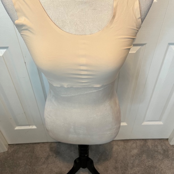 Yummie size L bra - Picture 2 of 11